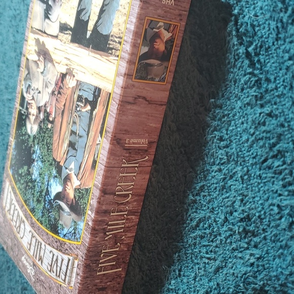 Five mile creek Disney vhs tape movie - Picture 3 of 4